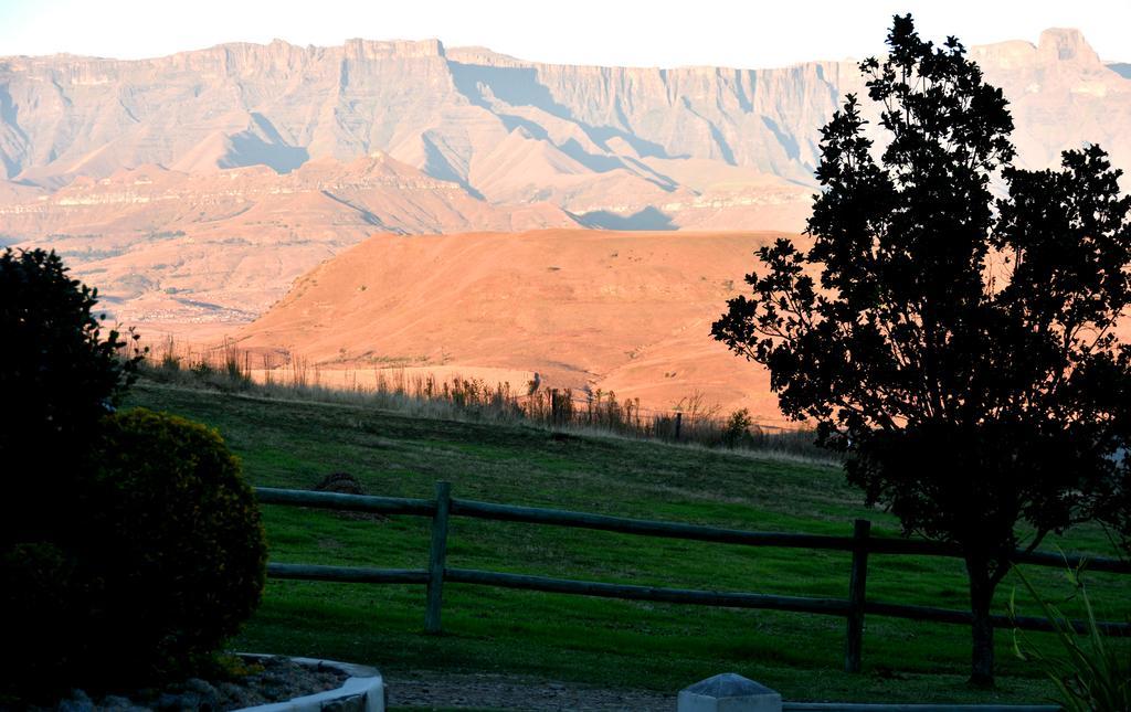 Berghouse And Cottages Langkloof Экстерьер фото